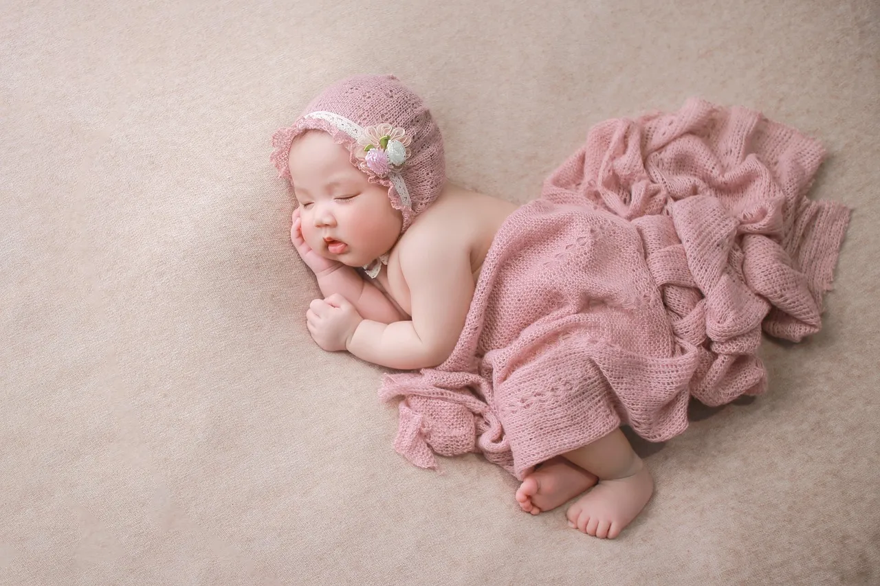seattle issaquah newborn photographer baby infant