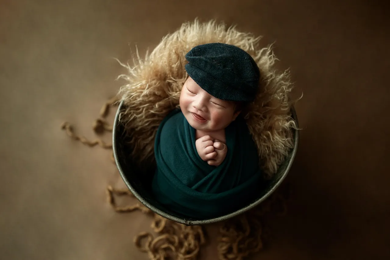 seattle newborn photographer, issaquah newborn photographer