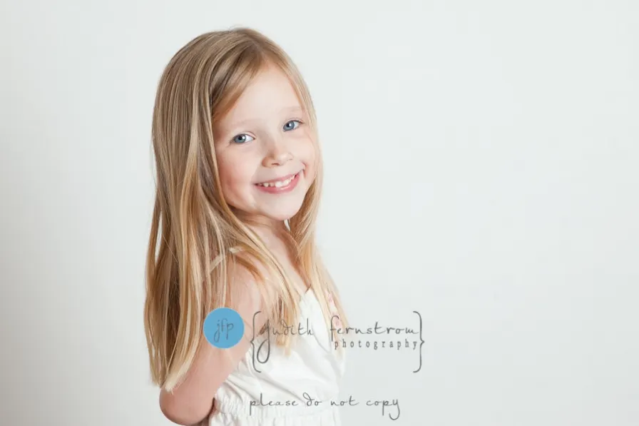 issaquah seattle newborn baby child photographer siblings