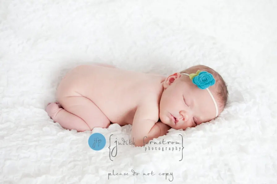 seattle issaquah newborn photographer baby infant photography